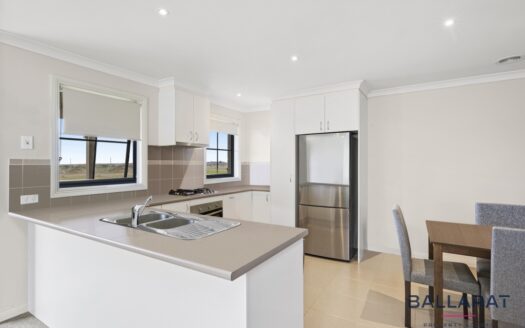 Three Bedroom, Two Bathroom & Two Living Home in Convenient Location