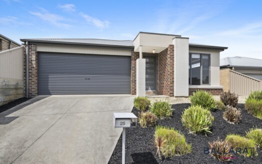 Modern 4 Bedroom Home Perfect For Your Family