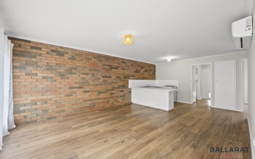 Well Presented Two Bedroom Unit in Quiet Complex