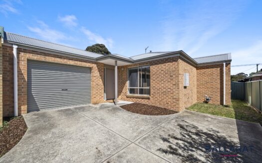 Own Title -minutes To All Amenities