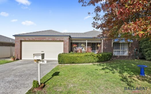 Charming Three-bedroom Home With Study, Ideal Location Near Schools And Transport