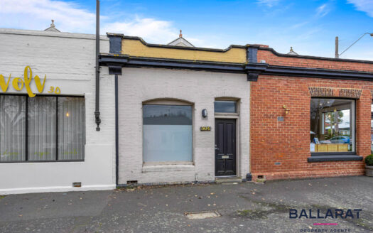 Two Bedroom Apartment in Great Location