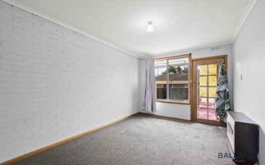 One Bedroom Unit Close to Amenities
