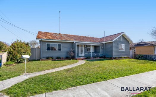 Spacious Low-maintenance Home Near Lake Wendouree And Ballarat Grammar