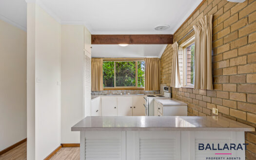 Two Bedroom Unit in Great Location