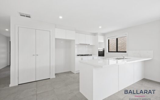 Large Family Home, Four Bedrooms, Two Bathrooms, Two Living, Double Garage and Landscaped Gardens