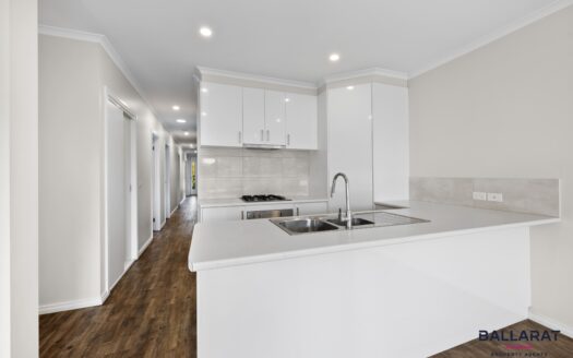 Two Bedroom, Two Bathroom Unit in Popular Alfredton Location