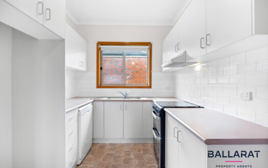 Spacious Two Bedroom Unit Nestled in the Heart of Beautiful Buninyong