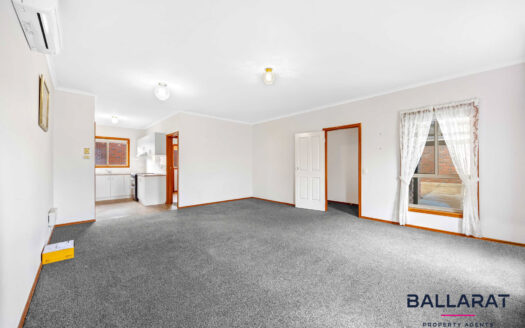 Spacious Two Bedroom Unit Nestled in the Heart of Beautiful Buninyong