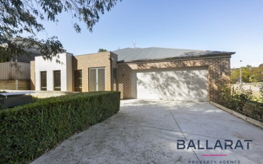 Large Four Bedroom Family Home Nestled in the Heart of Beautiful Buninyong