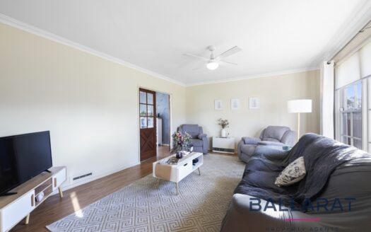 Well Presented Three Bedroom Home in Canadian