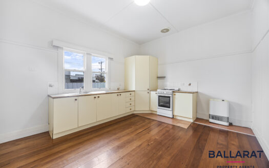 Spacious Two Bedroom Home Within Walking Distance of CBD
