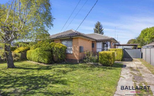 Three Bedroom Home Close to Schools and Parks