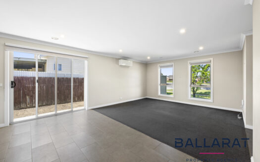 Well Presented Two Bedroom Unit in Convenient Sebastopol Location
