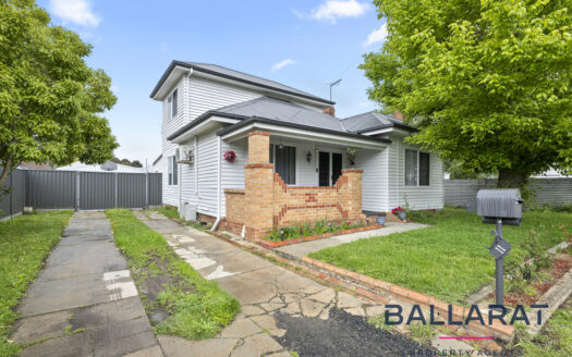 Double Storey Home in Quiet, Private Lane in Golden Point