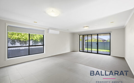 Four Bedroom Home in Prime Lucas Location