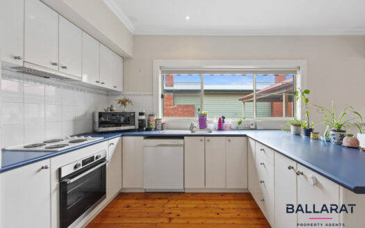 Well Presented Three Bedroom Home in Canadian