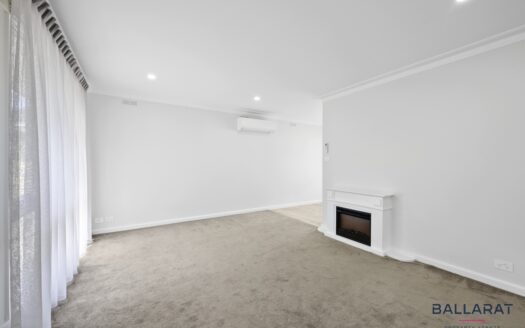 Renovated Two Bedroom Unit in Great Location
