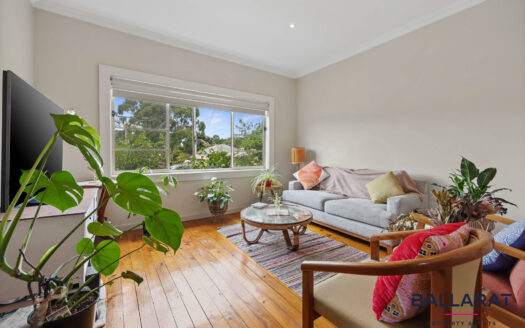Well Presented Three Bedroom Home in Canadian