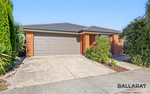 Spacious Four Bedroom Home plus Study in Lucas