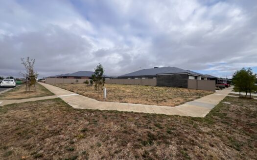 Titled Corner Allotment – Free Of Easements And Ready To Build On