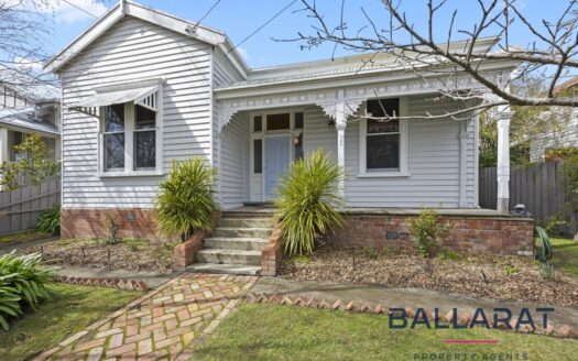 Secluded Charm In Prestigious Tree-lined Street