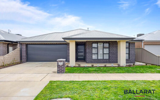 Spacious Family Home In Ballarat High School Catchment Zone
