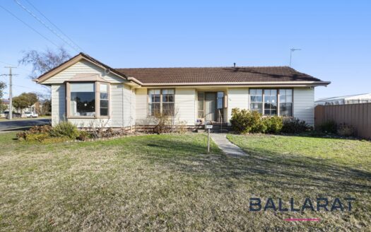 Immaculate Corner Allotment Home With Modern Comforts