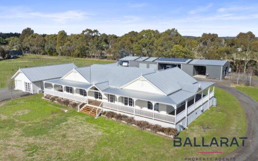 Luxurious Living Where Lifestyle Meets Breathtaking River Views