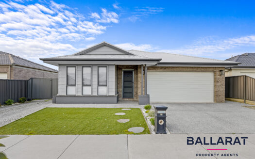 Four Bedroom Home in Prime Lucas Location