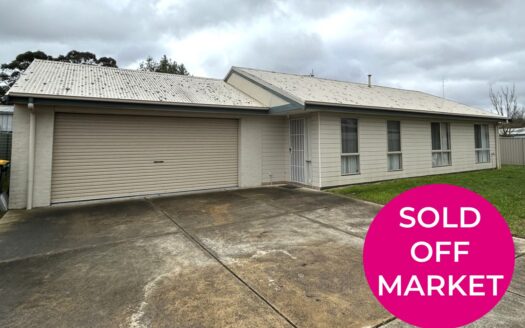 Private, Spacious & North-facing – A Hidden Gem!