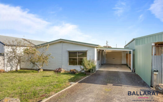 Low Maintenance Three Bedroom Home in Creswick