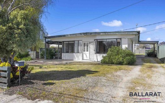 Spacious Family Home in Convenient Sebastopol Location